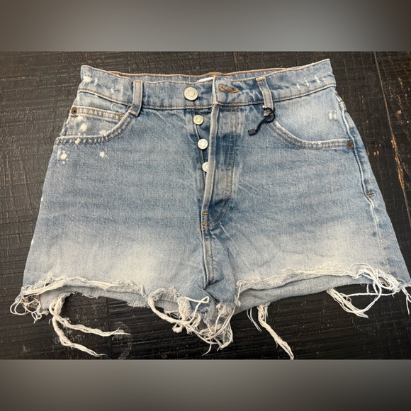 Zara Blue Denim frayed. New without tag - Picture 1 of 3